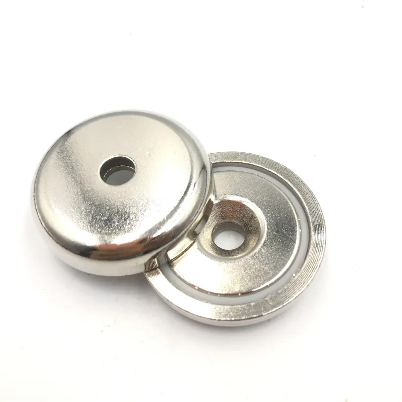 Neodymium-Pot-magnet-with-Countersunk-Hole-0