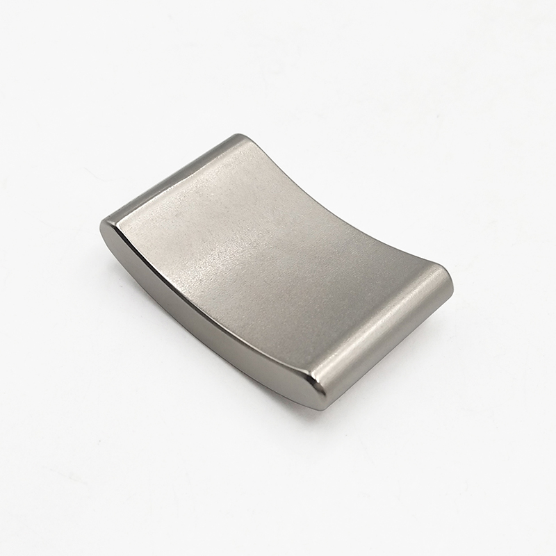 Ƙarfin-Curved-Neodymium-Magnet-1