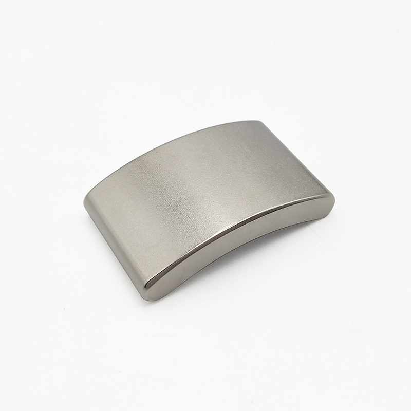 Powerful-Curved-Neodymium-Magnet-2