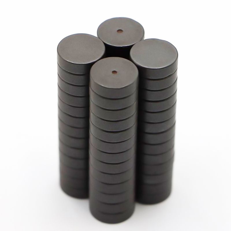 Round-disc-ferrite-magnet-8